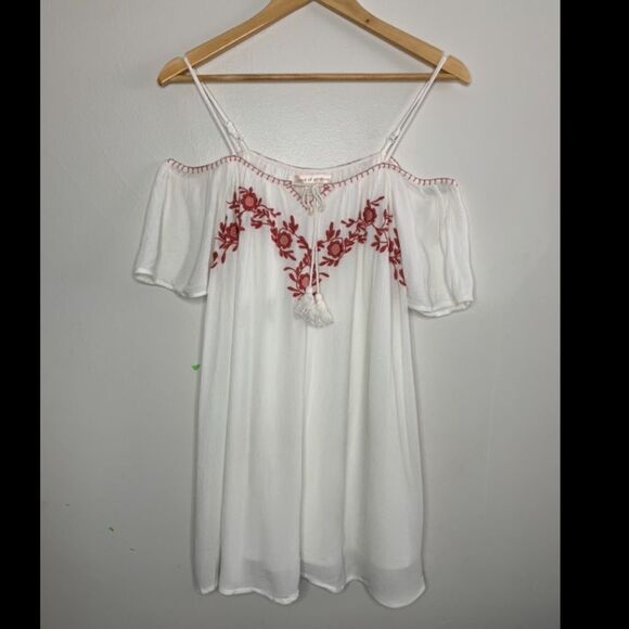 Band of Gypsies cold shoulder tunic top. XS - Picture 1 of 4